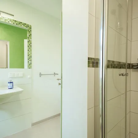 Boardinghouse Luise 5 Appartement *